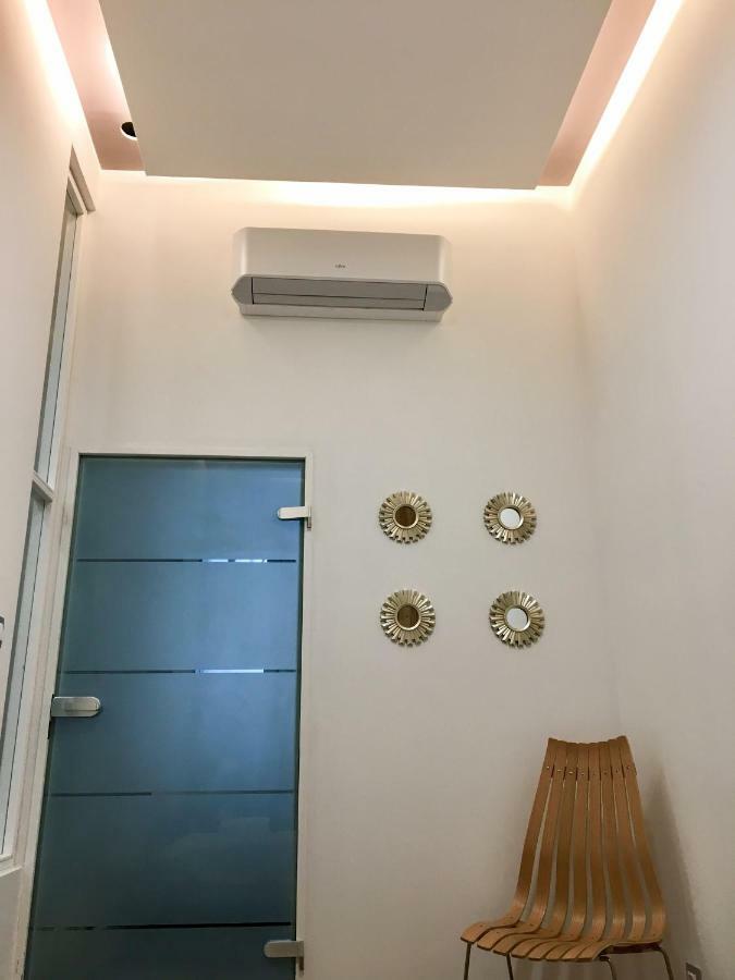 Modern 2 Bedroom Apartment With Free Airport Transfer Budapest Exterior photo