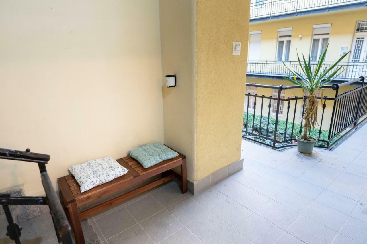 Modern 2 Bedroom Apartment With Free Airport Transfer Budapest Exterior photo
