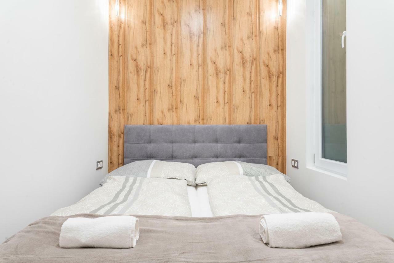 Modern 2 Bedroom Apartment With Free Airport Transfer Budapest Exterior photo